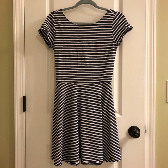 A&F Abercrombie Fitch stripe dress cotton soft - Picture 1 of 4